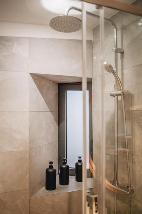 La Vie En Rose - Luxe, Calme & Hypercentre - 3* Apartment อานซี ภายนอก รูปภาพ